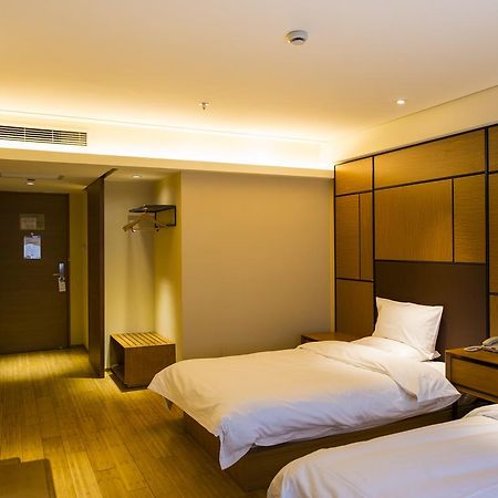 Ji Hotel Chengdu Jiuyanqiao Екстер'єр фото
